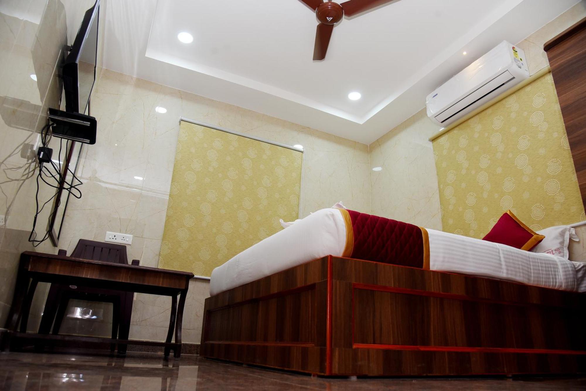 Sri Vishnu Residency 호텔 스리페룸부두르 외부 사진